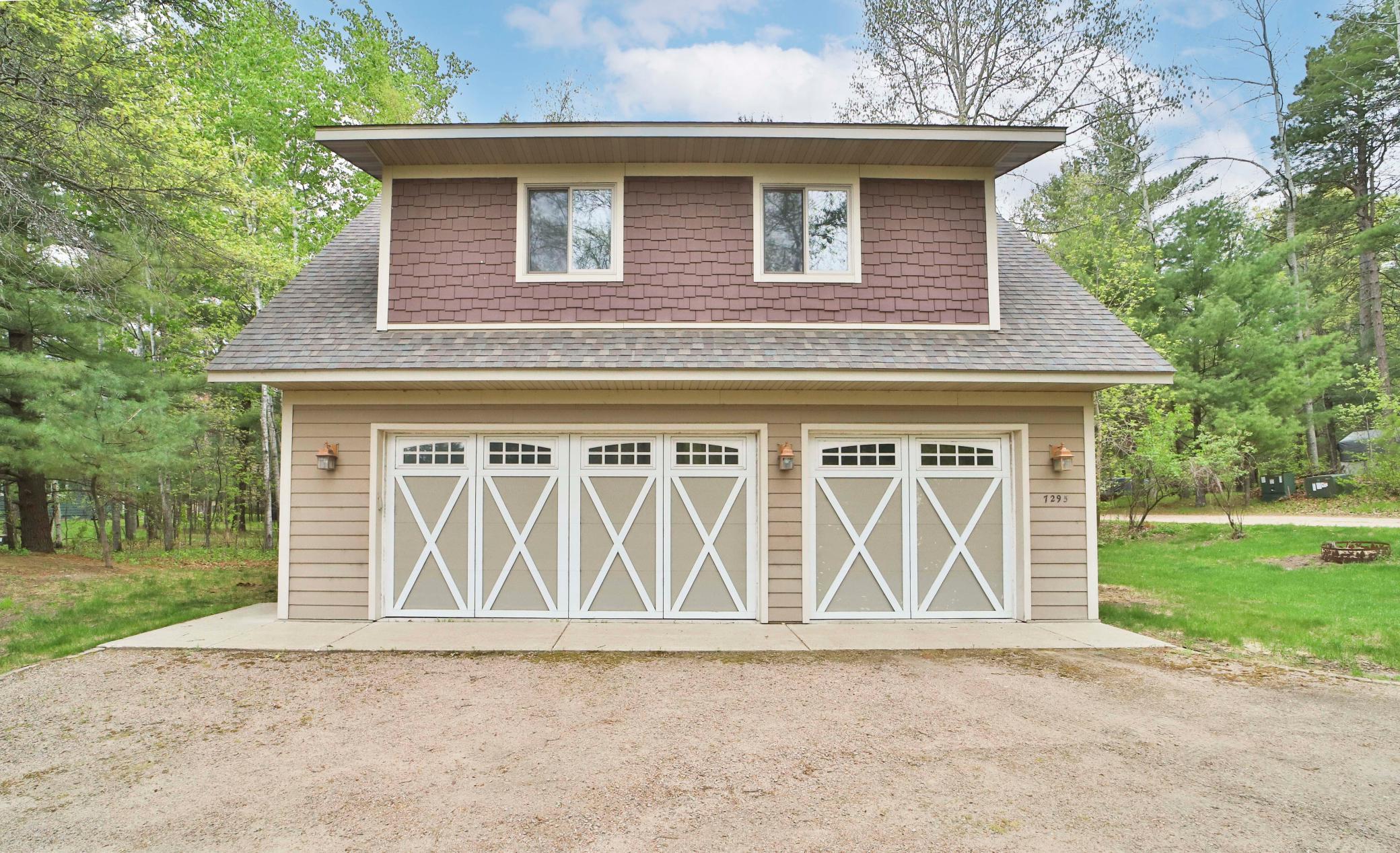 7295 Voyageur Way