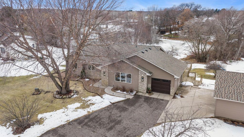 Photo of 33584 Washington Street NE, Cambridge, MN 55008 (MLS # 7013271)