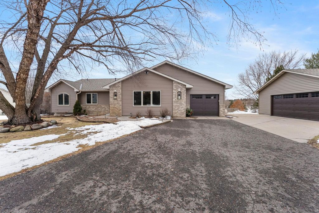 Photo of 33584 Washington Street NE, Cambridge, MN 55008 (MLS # 7013271)