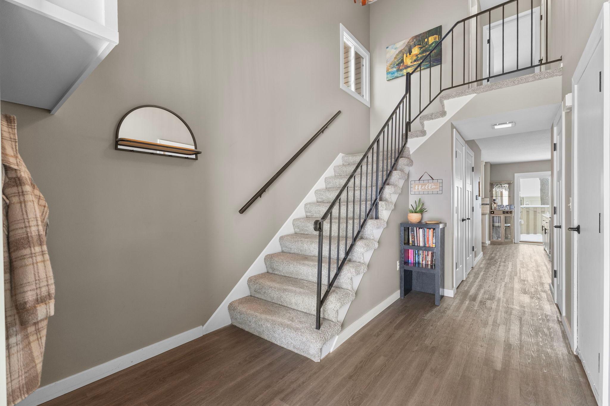 935 Monterey Court N