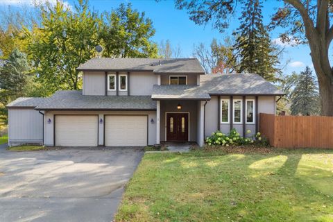 1158 Rockstone Lane New Brighton MN 55112