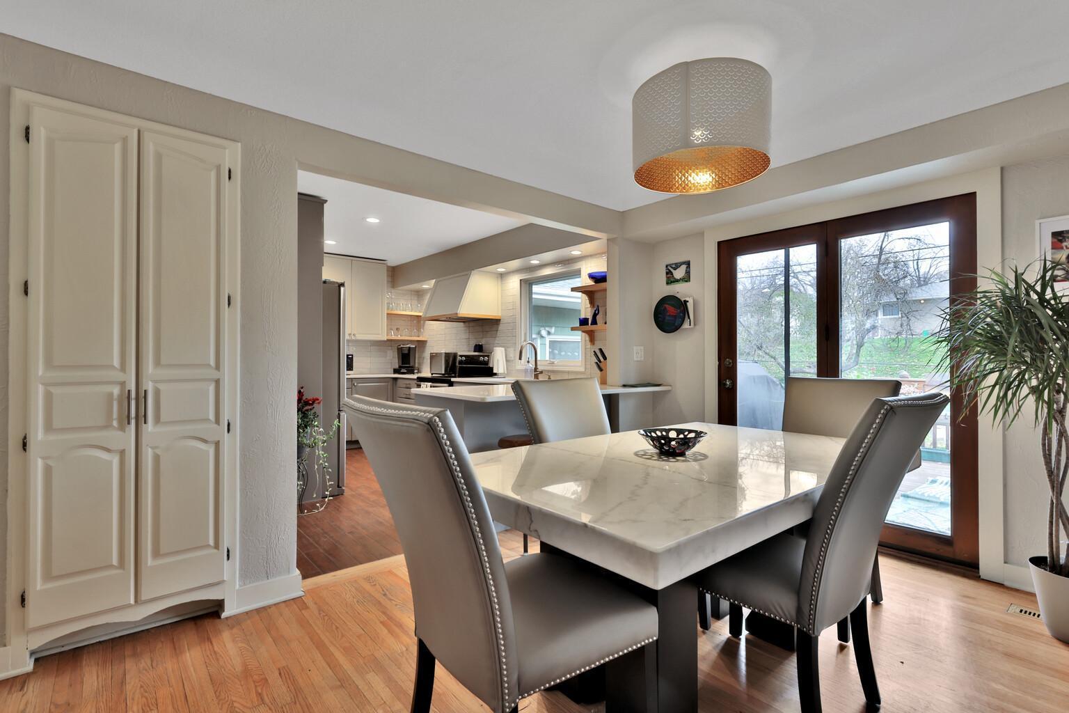 2108 Western Avenue N