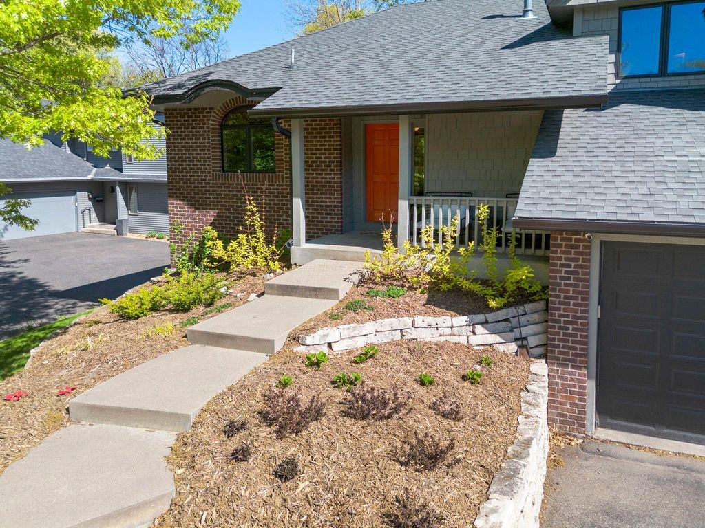 Photo of 300 Dearborn Court, Edina, MN 55343 (MLS # 7021164)