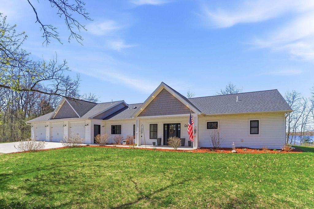 Photo of 6440 108th Avenue, Clear Lake, MN 55319 (MLS # 7063318)