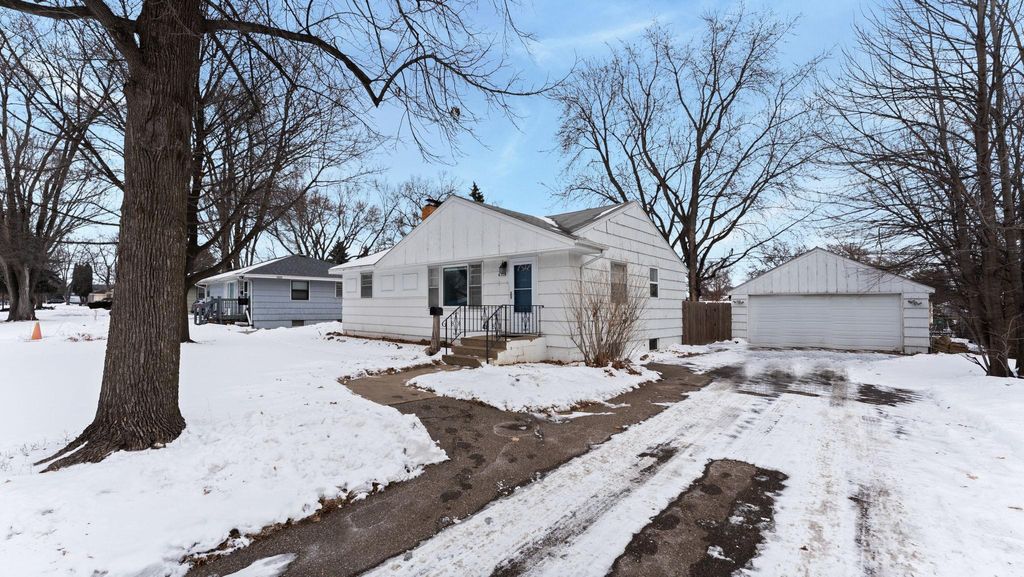 Photo of 6318 Kyle Avenue N, Brooklyn Center, MN 55429 (MLS # 6729707)