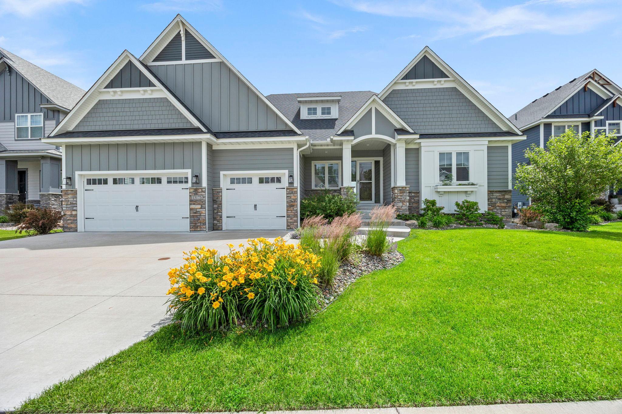 13175 Coral Sea Ct NE