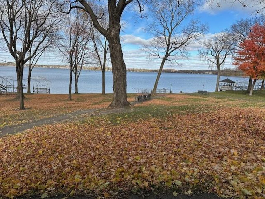 Photo of 2765 West Road, Wayzata, MN 55391 (MLS # 7040479)