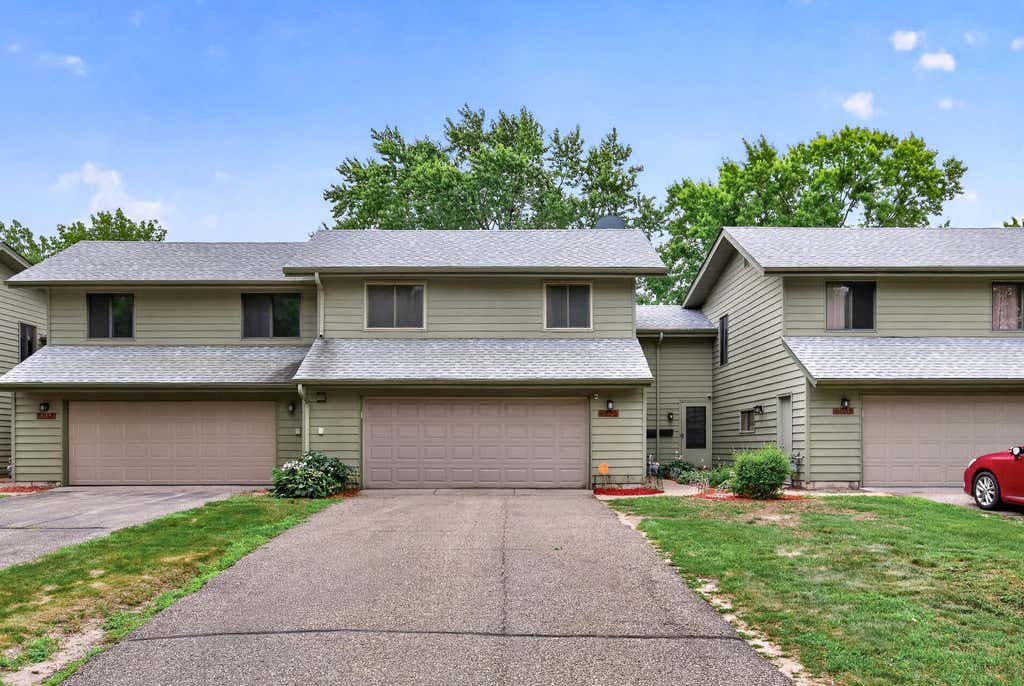 Photo of 6025 79th Avenue N, Brooklyn Park, MN 55443 (MLS # 7119658)