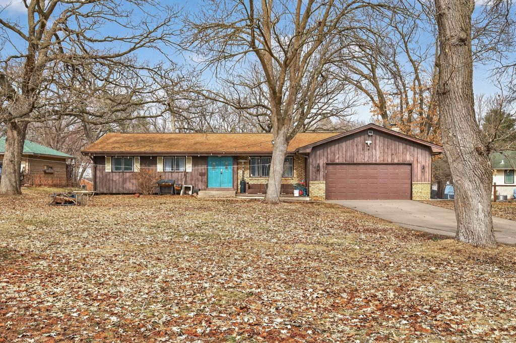 Photo of 8436 Palm Street NW, Coon Rapids, MN 55433 (MLS # 7032498)