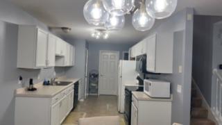 8817 Hastings Circle NE