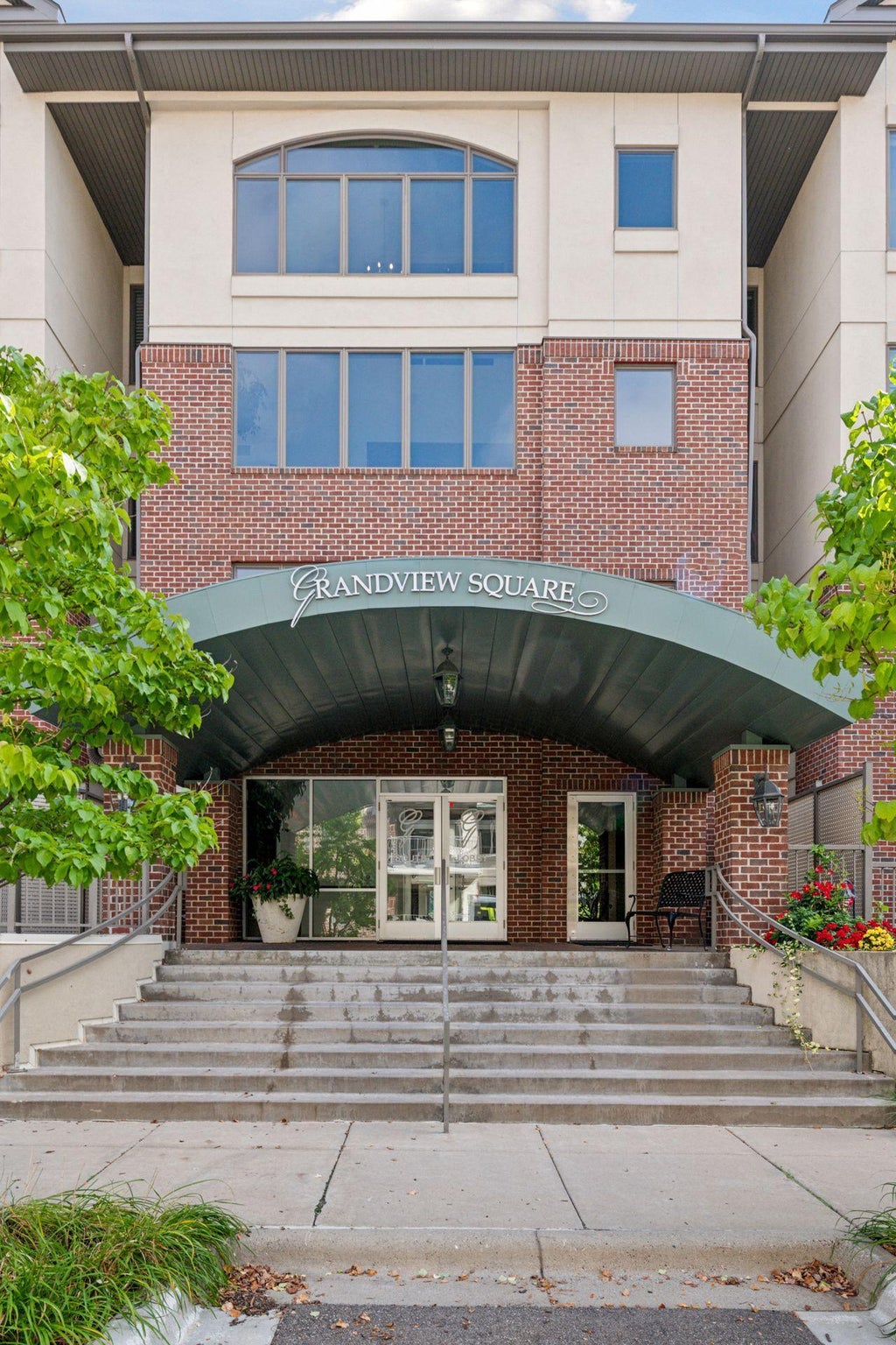 Photo of 5225 Grandview Square #308, Edina, MN 55436 (MLS # 7137096)