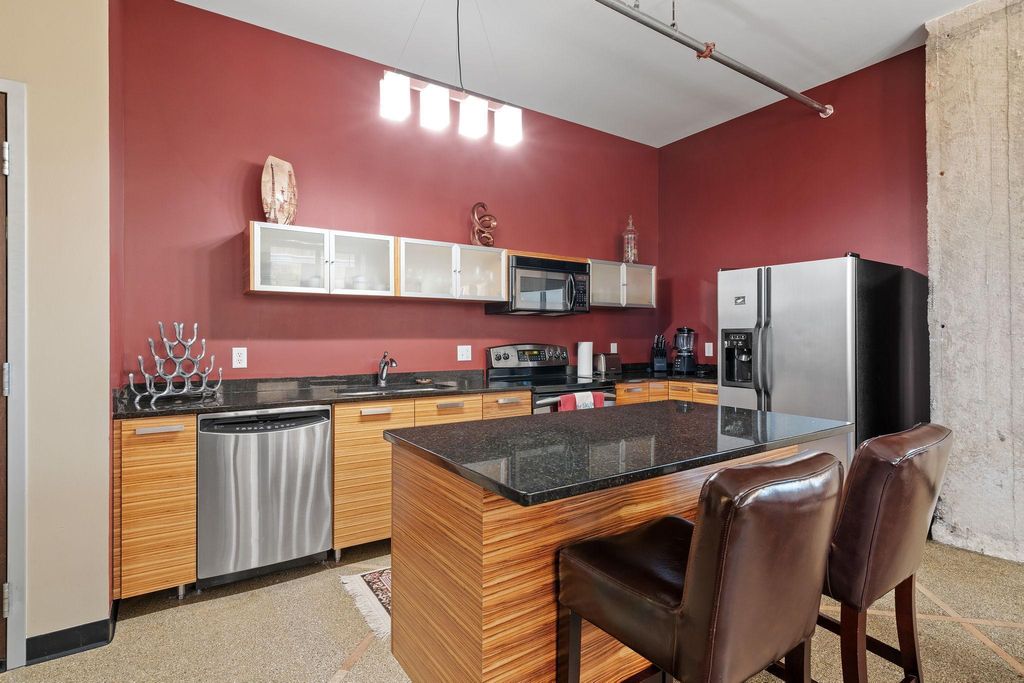 Photo of 350 Saint Peter Street #802, Saint Paul, MN 55102 (MLS # 7022254)