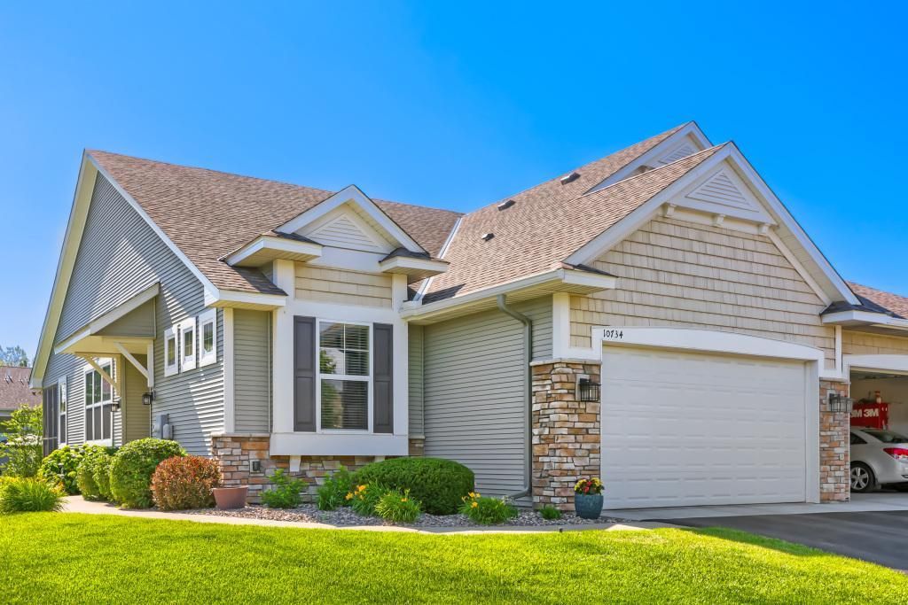 Photo of 10734 Kingsfield Lane, Woodbury, MN 55129 (MLS # 7097672)