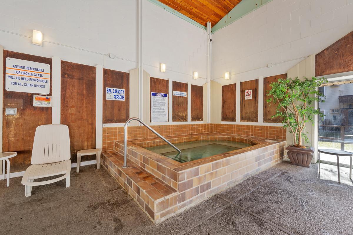 10211 Cedar Lake Road 309