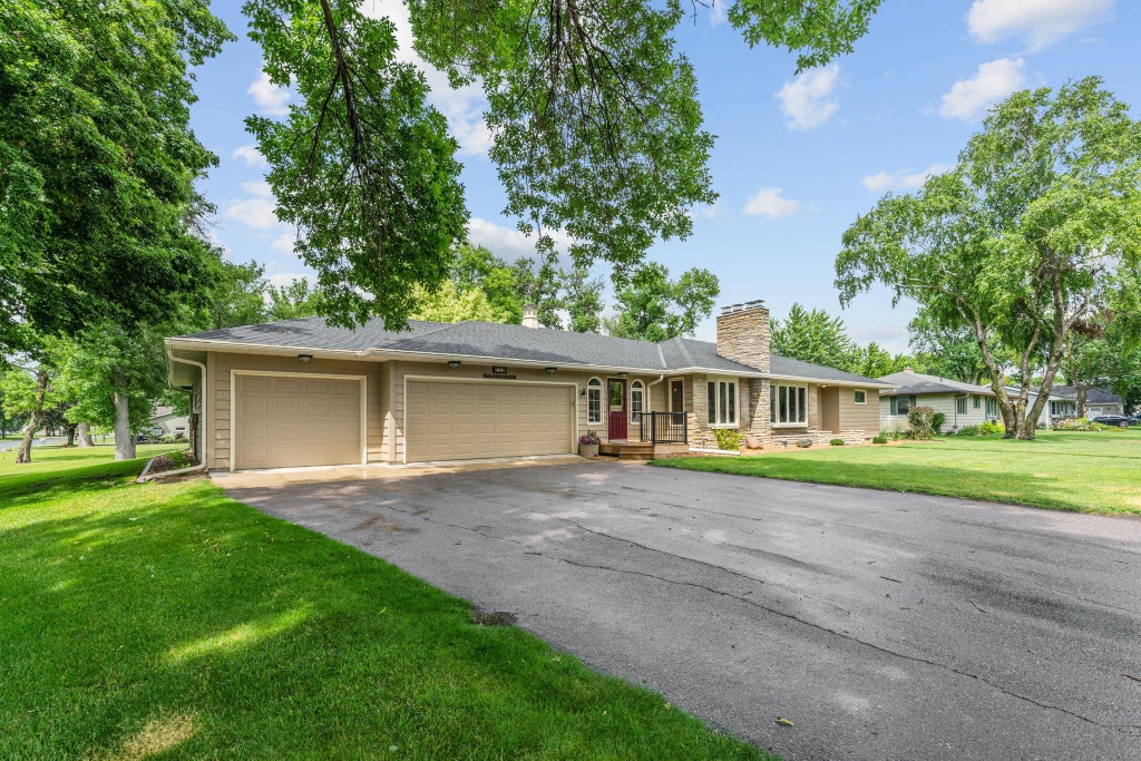 Photo of 719 Park Avenue, Hamburg, MN 55339 (MLS # 7129207)