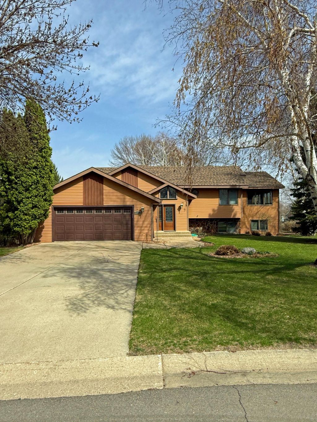 Photo of 613 24th Street SE, Willmar, MN 56201 (MLS # 7045683)