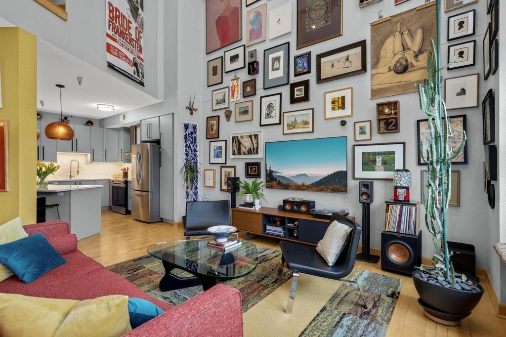 Photo of 308 E 18th Street #303, Minneapolis, MN 55404 (MLS # 7037296)