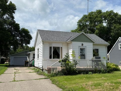 Photo of 113 6th Street, Prinsburg, MN 56281 (MLS # 6758908)