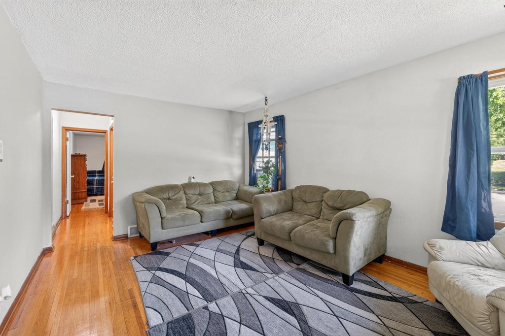 Photo of 725 California Avenue E, Saint Paul, MN 55106 (MLS # 7040882)
