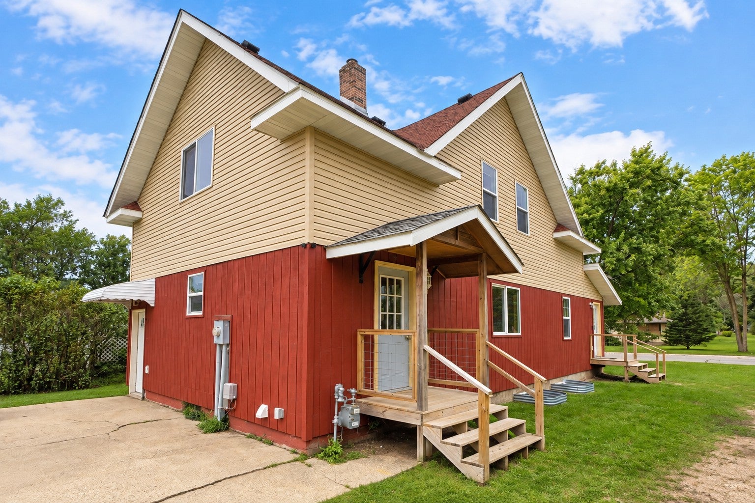 1126 2nd Street SE