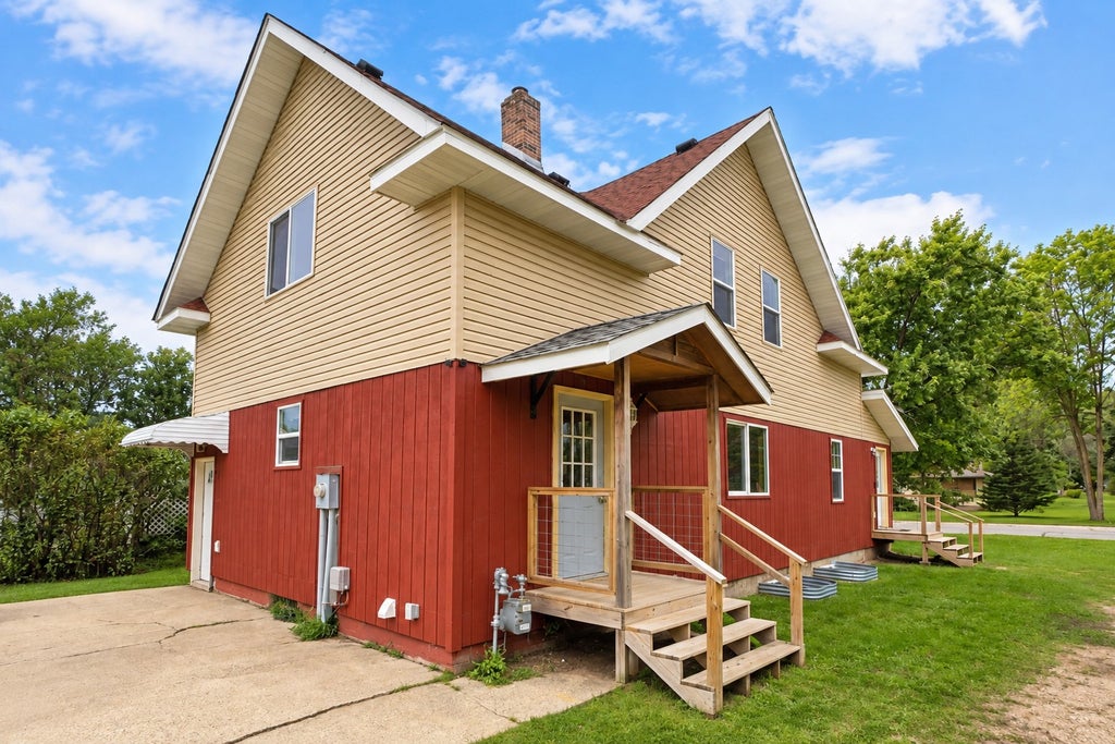 Photo of 1126 2nd Street SE, Wadena, MN 56482 (MLS # 7141317)