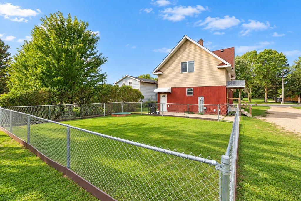 Photo of 1126 2nd Street SE, Wadena, MN 56482 (MLS # 7141317)