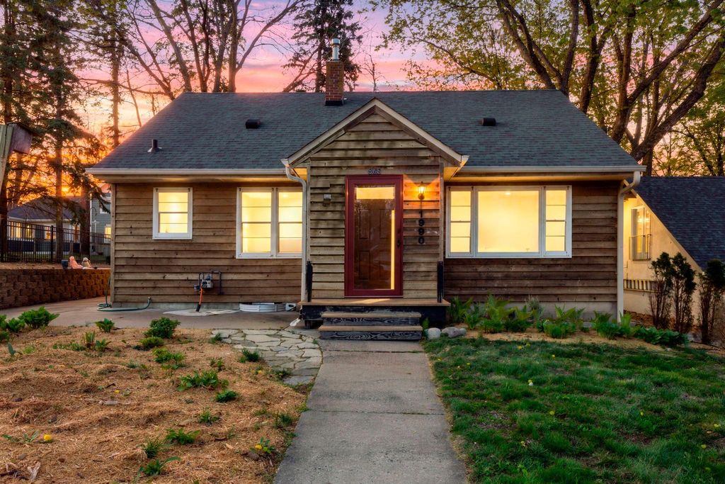 Photo of 1990 Spates Ave AVE, Long Lake, MN 55356 (MLS # 7062030)