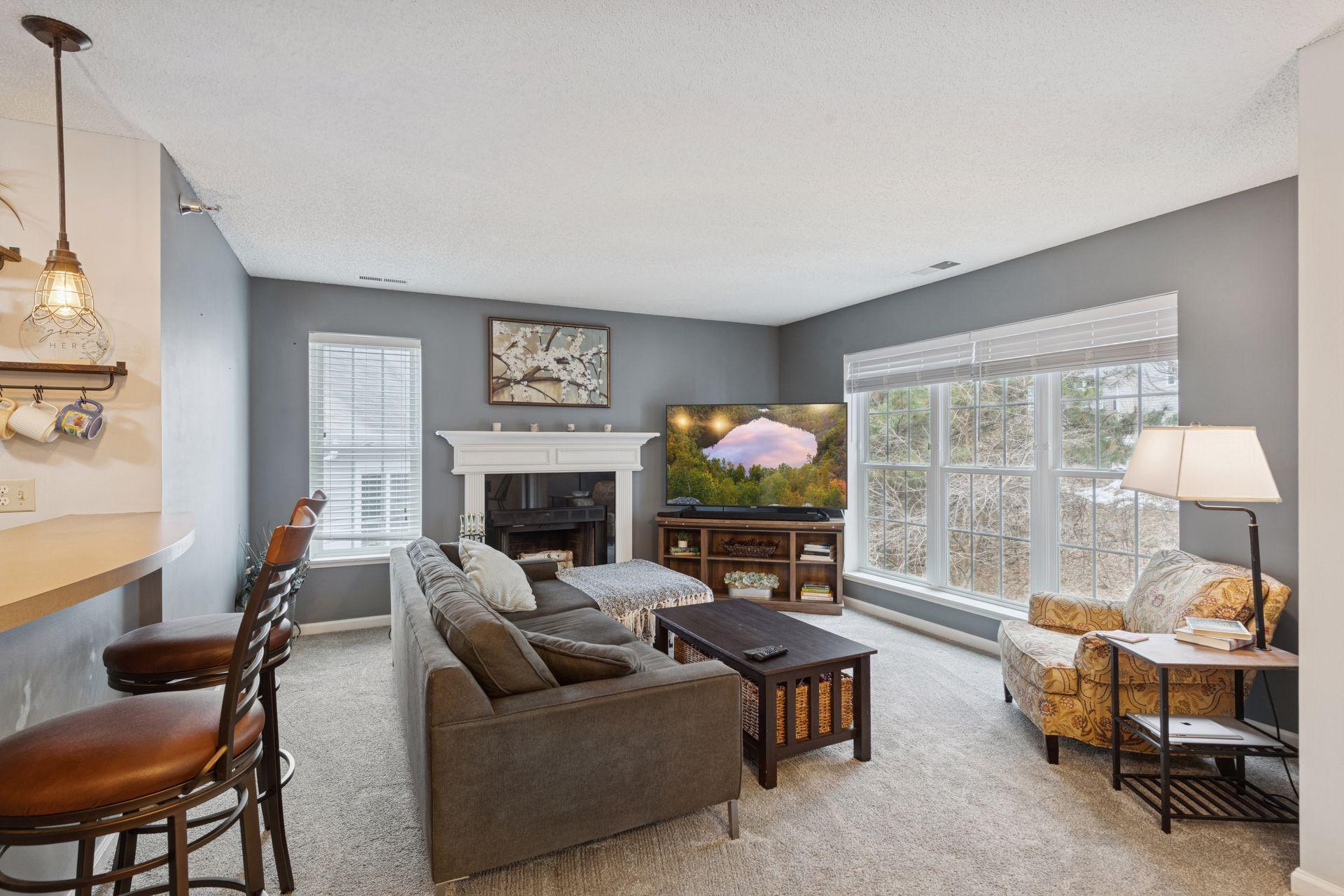 5970 Chasewood Parkway 201