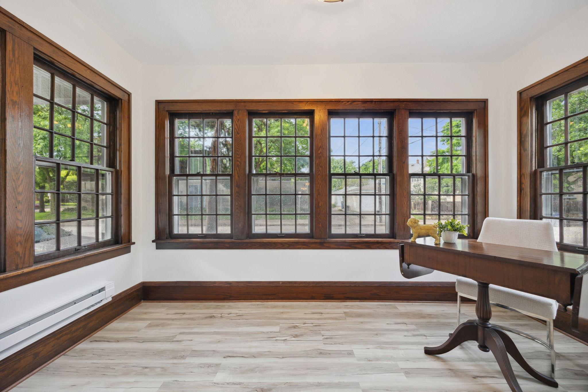 613 W 38th Street