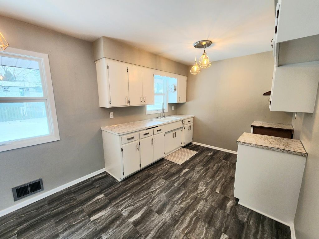 Photo of 406 Terrace Drive, Roseville, MN 55113 (MLS # 6825195)