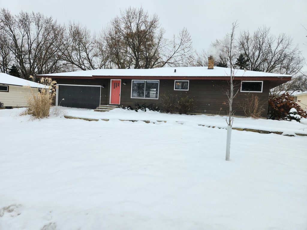 Photo of 406 Terrace Drive, Roseville, MN 55113 (MLS # 6825195)