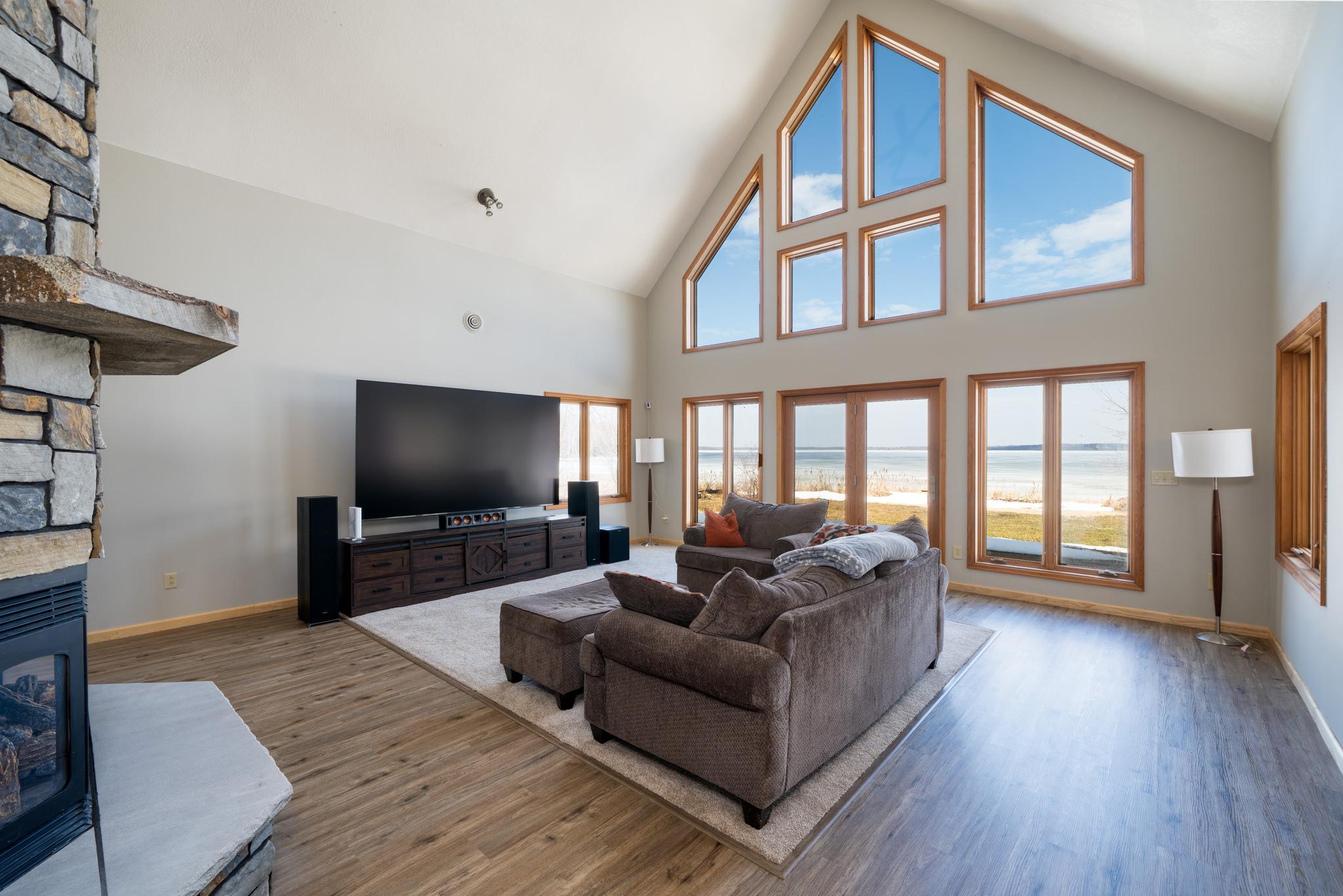 10804 W Splithand Road