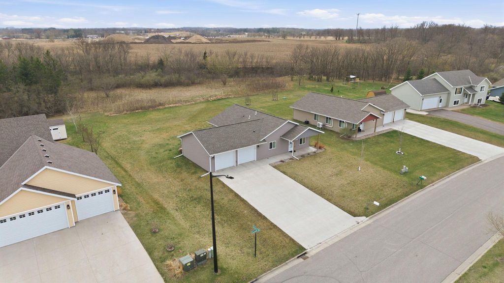 Photo of 1504 Jasmine Drive, Alexandria, MN 56308 (MLS # 7062422)