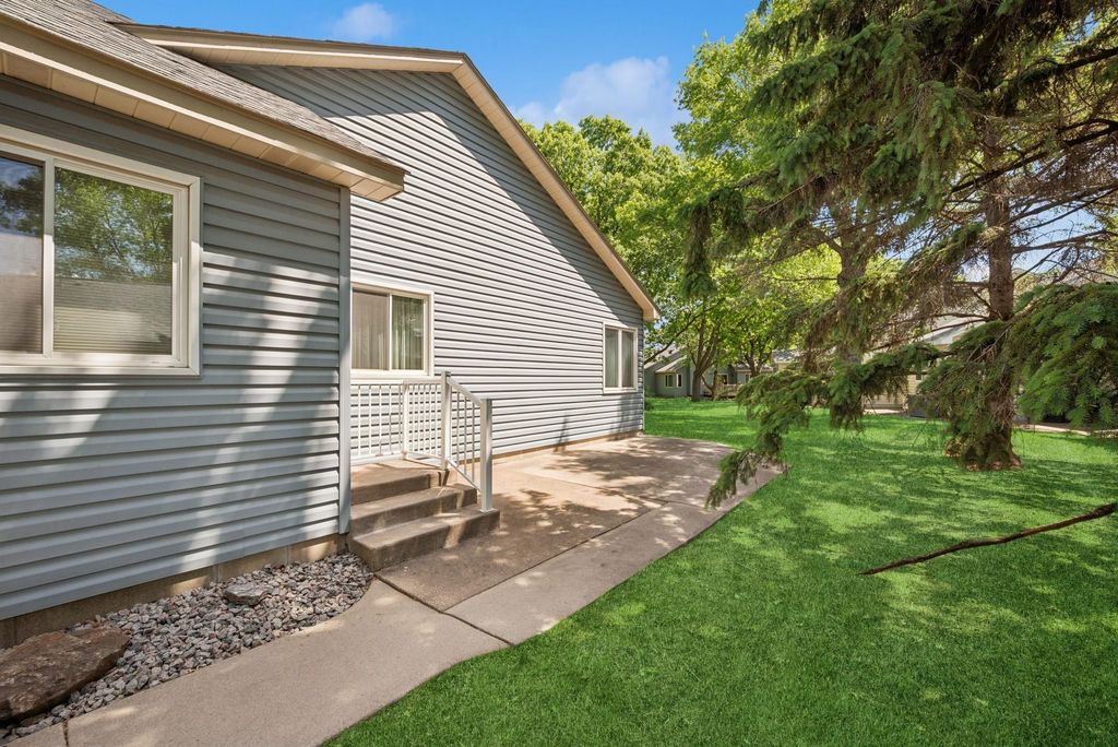 Photo of 2639 Lake Court Circle #81, Mounds View, MN 55112 (MLS # 7021406)