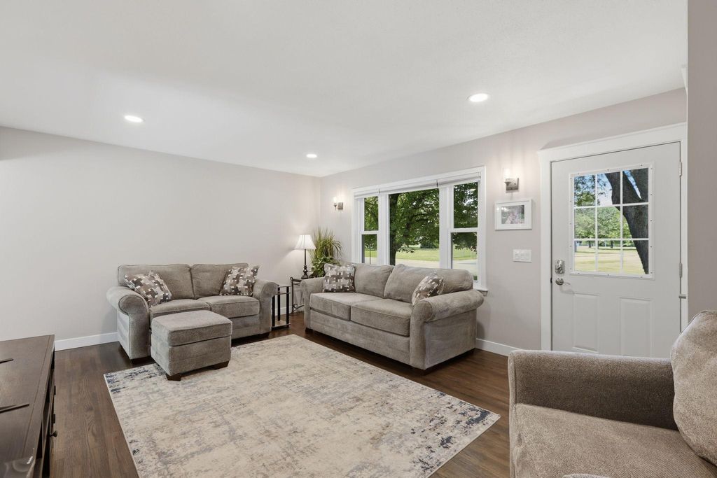 Photo of 340 Ranchview Lane N, Plymouth, MN 55447 (MLS # 7108066)