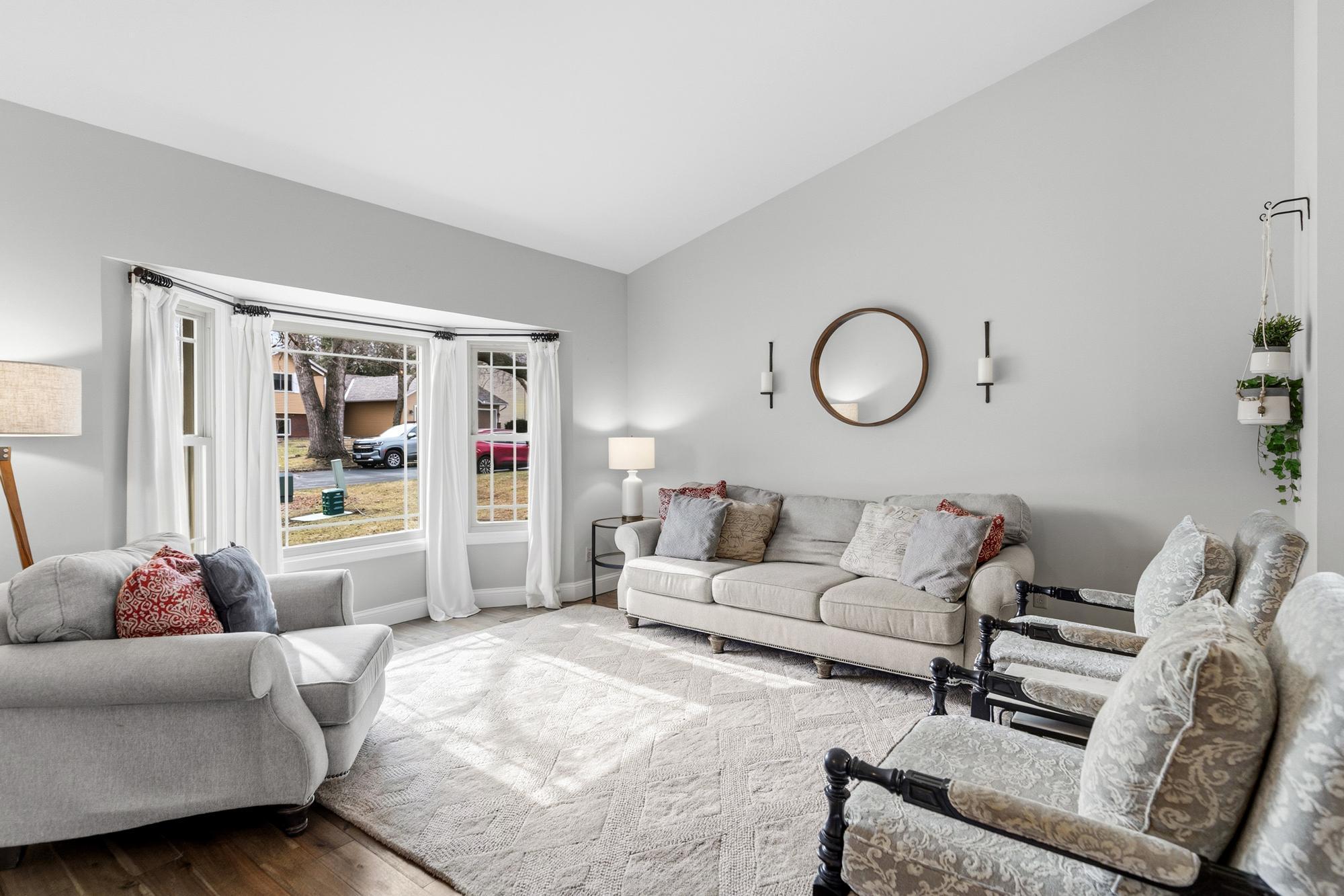 14800 Interlachen Lane