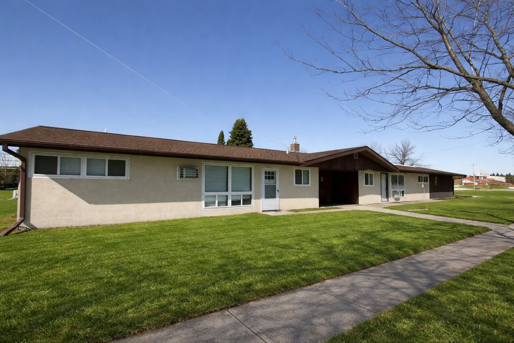 Photo of 1815 9th Avenue S, Moorhead, MN 56560 (MLS # 7042810)