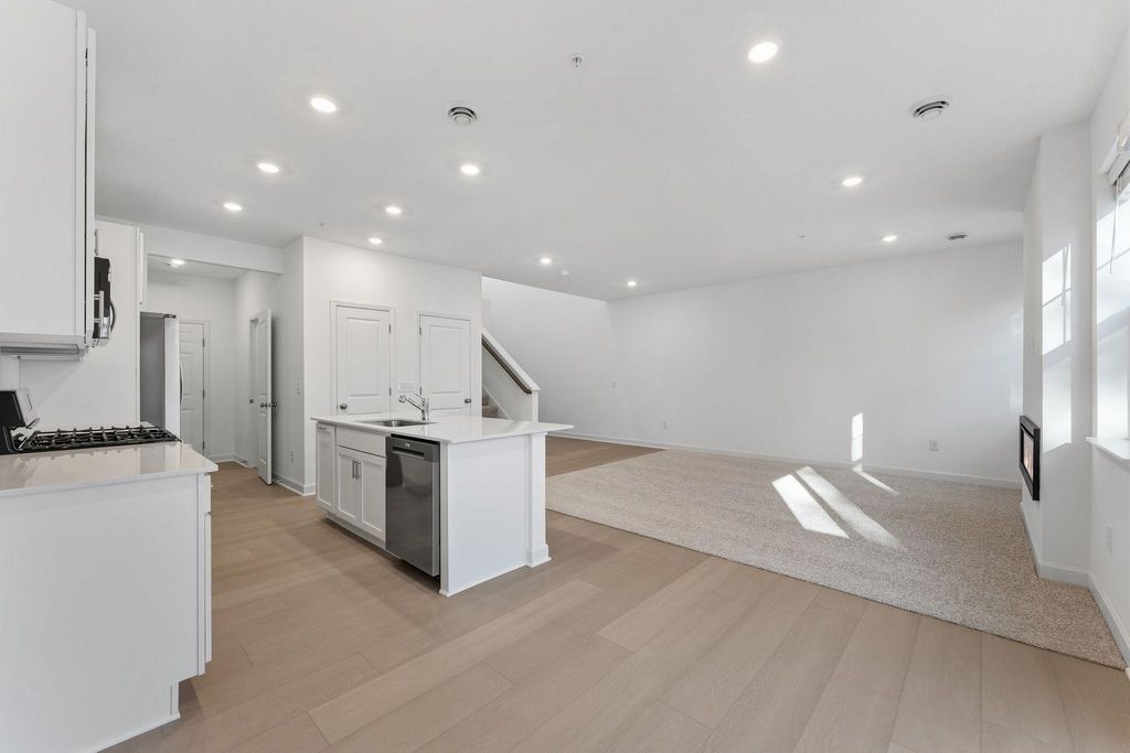 Photo of 10521 Harbor Lane N, Maple Grove, MN 55369 (MLS # 7003390)