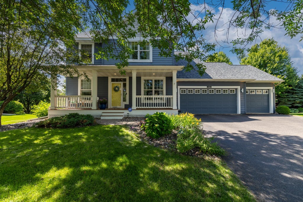 Photo of 2362 Fieldstone Curve, Woodbury, MN 55129 (MLS # 7109542)