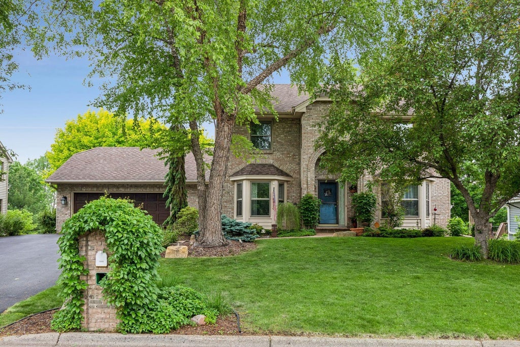 Photo of 13820 Sunset Lake Drive, Burnsville, MN 55337 (MLS # 7052698)