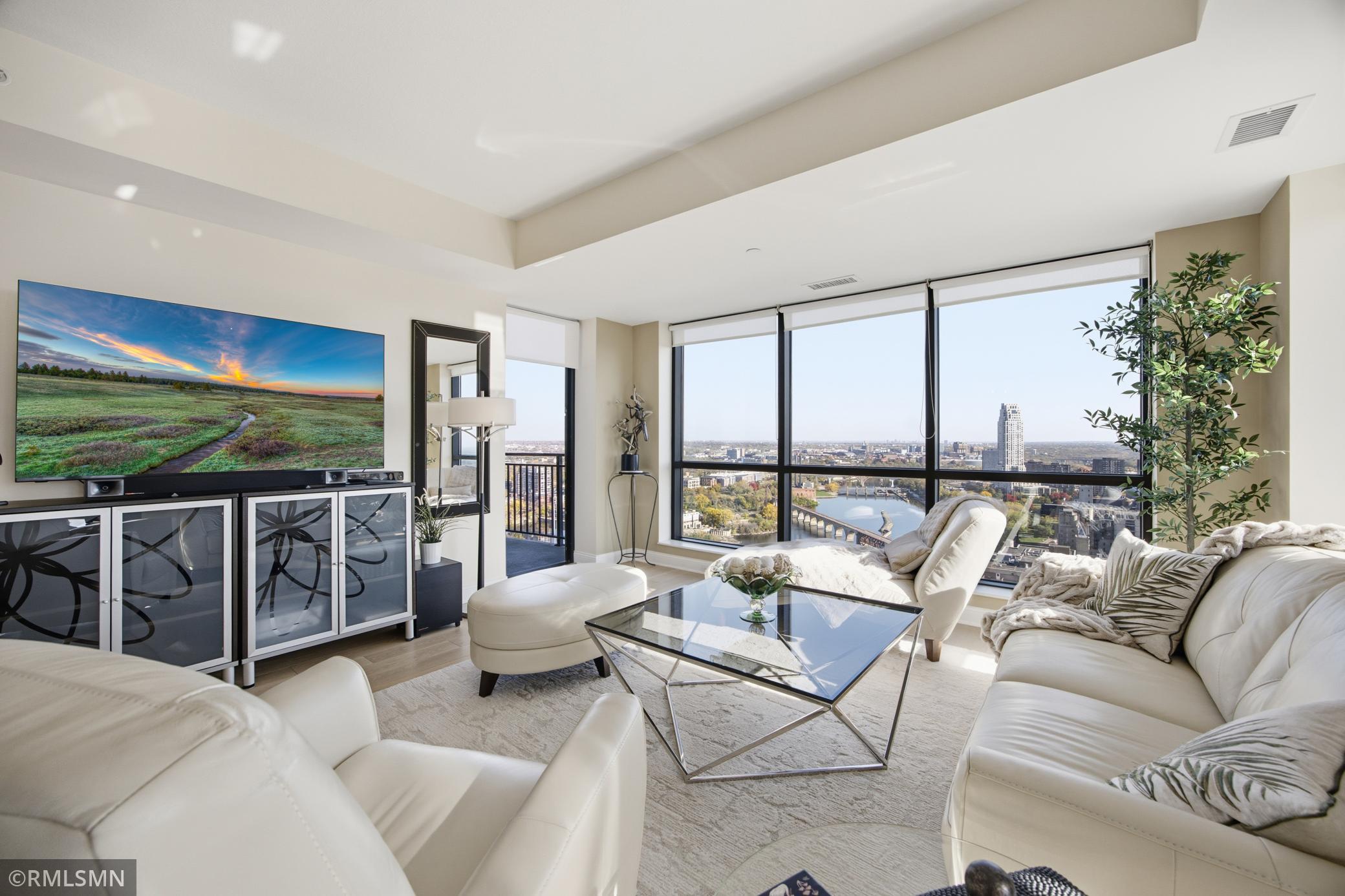 100 3rd Avenue S 3008