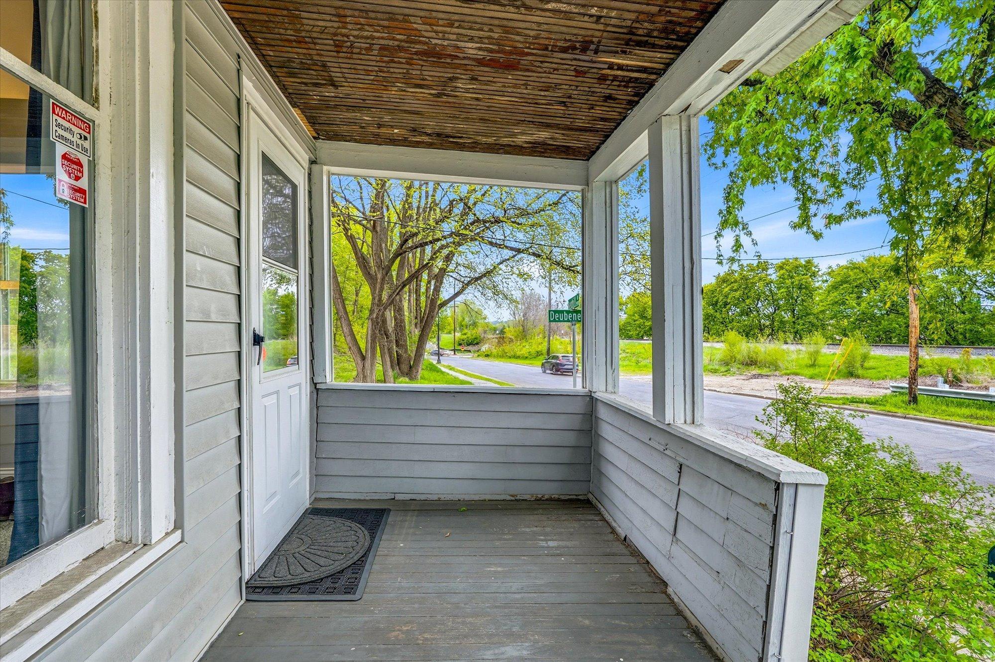 891 Benhill Road