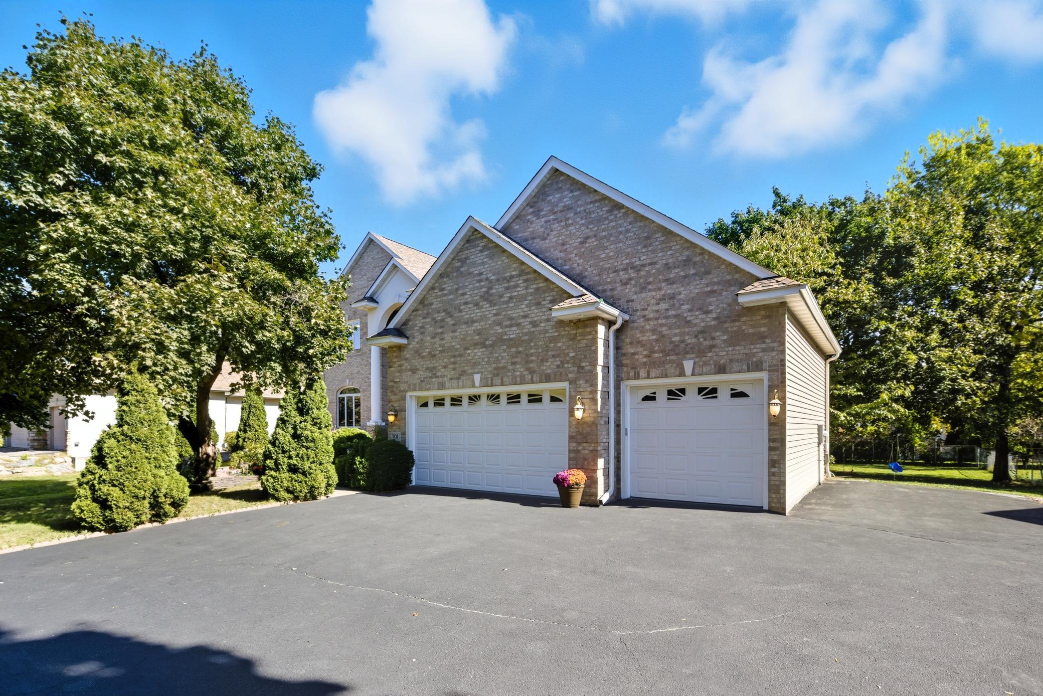 301 Plymouth Road