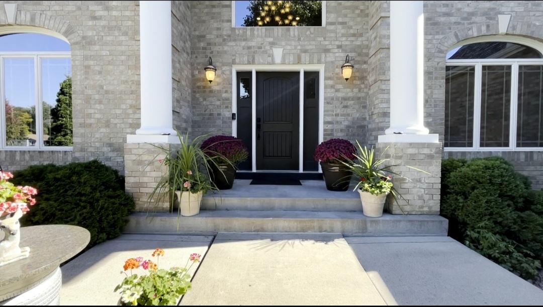 301 Plymouth Road