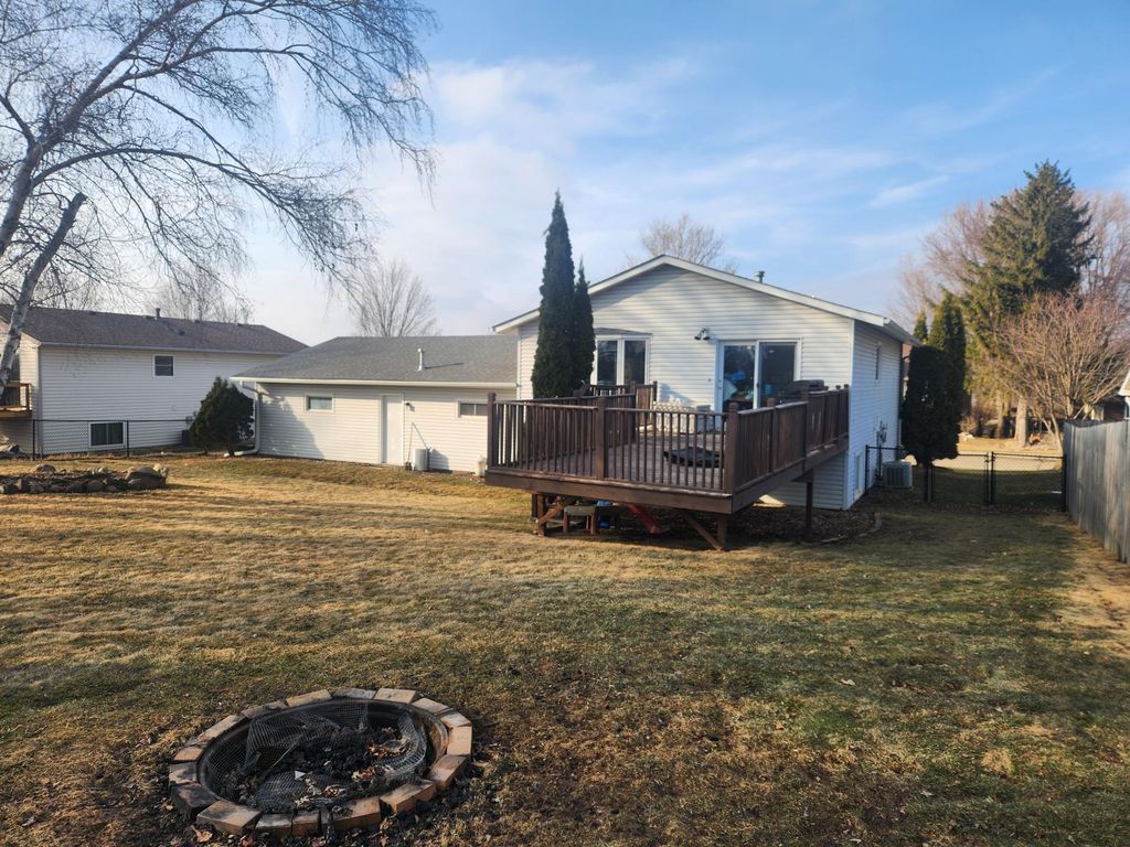 Photo of 1004 6th Street NW, Kasson, MN 55944 (MLS # 7037737)