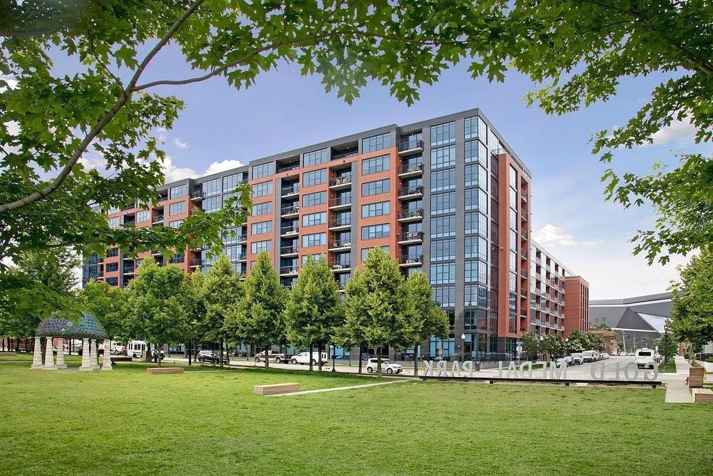 Photo of 215 10th Avenue S #534, Minneapolis, MN 55415 (MLS # 7020159)