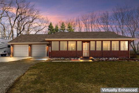 Photo of 12650 780th Avenue, Le Roy Twp, MN 55951 (MLS # 6691669)