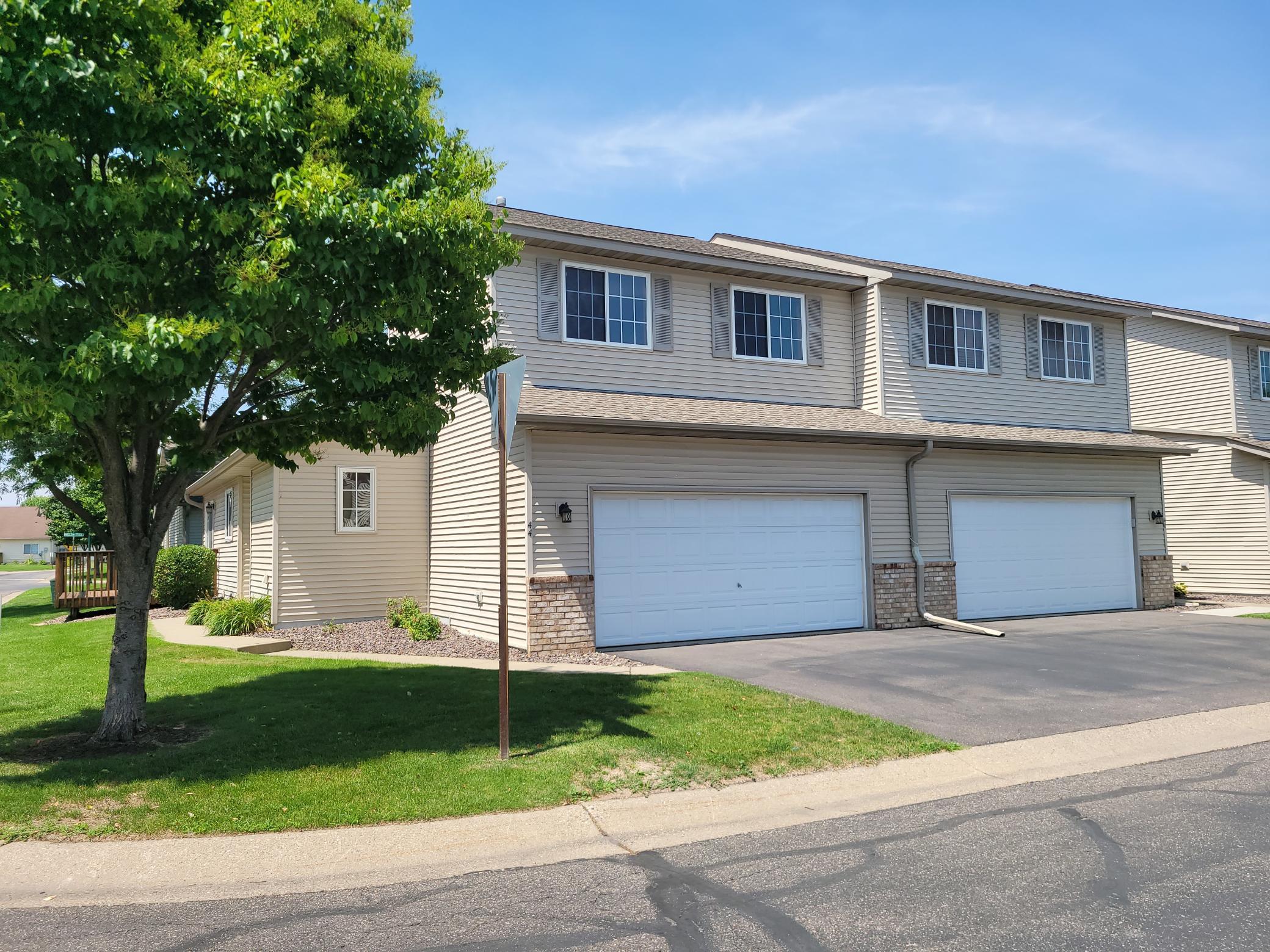 44 Willow Way