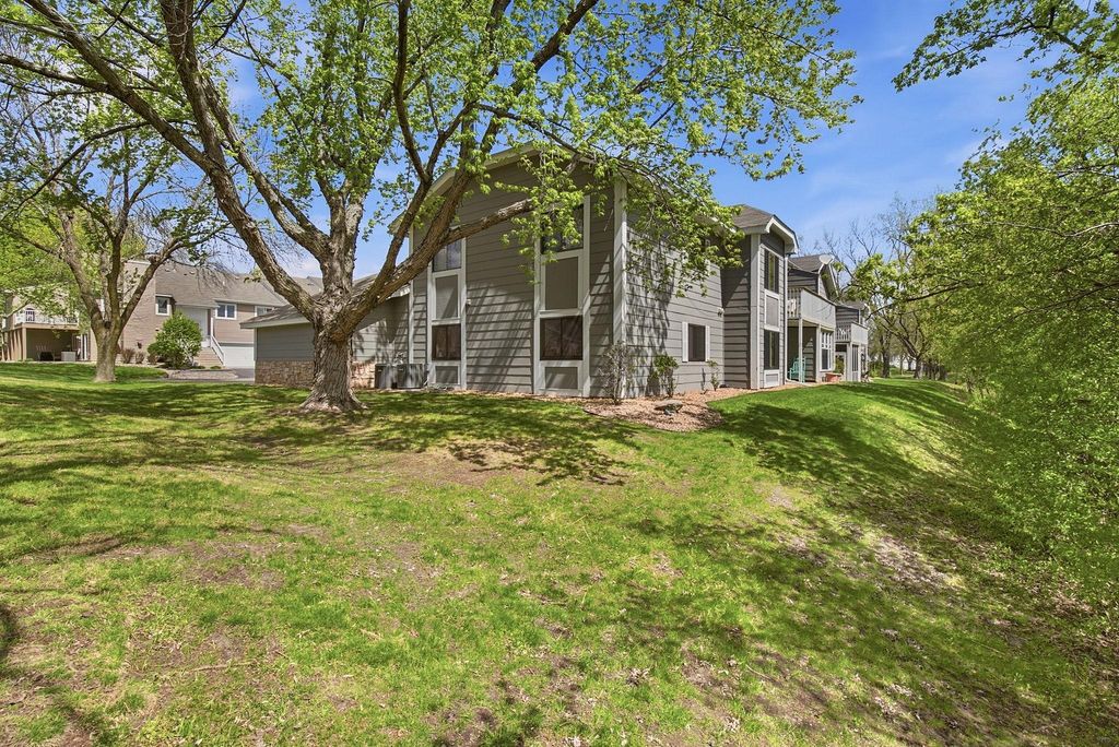 Photo of 5664 Sanibel Drive #906, Minnetonka, MN 55343 (MLS # 7064139)