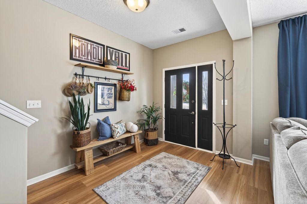 Photo of 11343 Stratton Avenue #202, Eden Prairie, MN 55344 (MLS # 7002238)